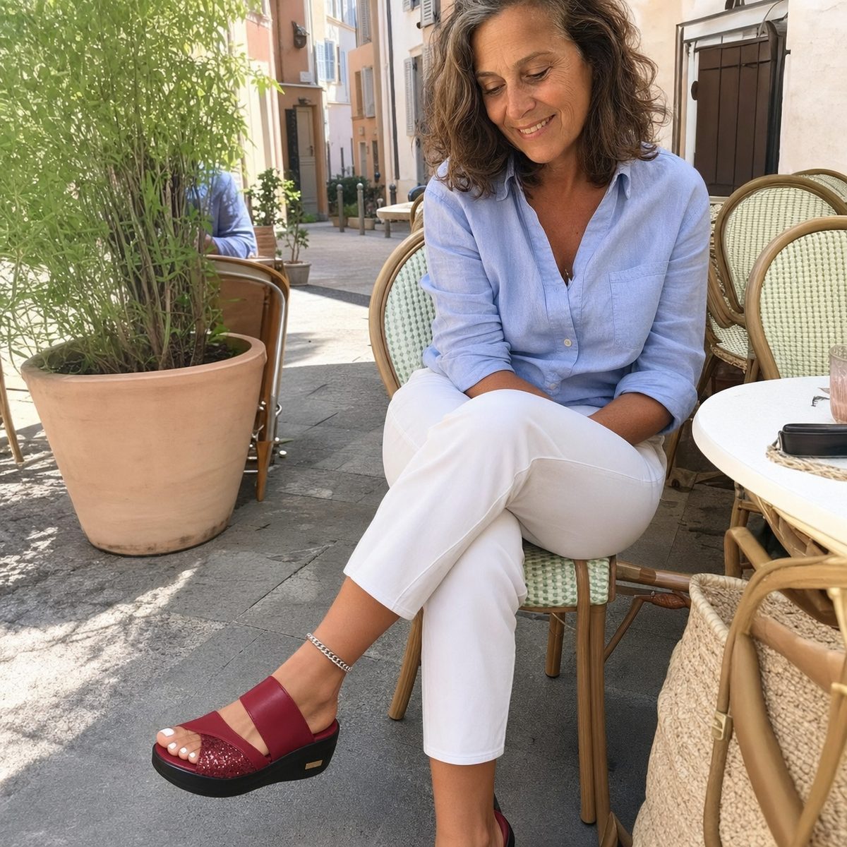 Sandale Geneve portée par une cliente