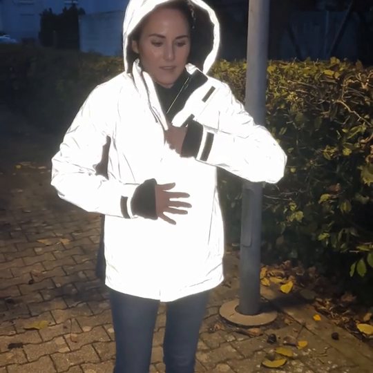 La veste qui brille la nuit